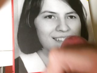 Мастурбує в бібліотеці 
