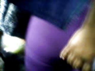 Lietota Sieva PANTS 2 autobusā