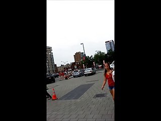 Lindo culo Chica canadiense Candid ... Canadid ?