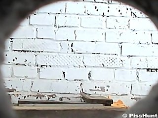 tyttöjenWC 212
