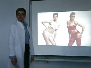 Anke Engelke als geile Augenaerztin