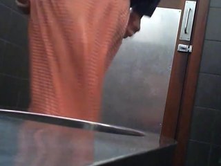 spycam toilette 7