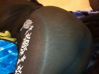 Żona moja Big Booty Pt w czarne legginsy. 1