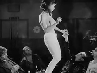 Pat Barrington จาก Sisters in Leather (1969)